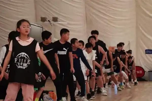 高中生如何在篮球冬令营中提升自己?掌握高效训练策略
